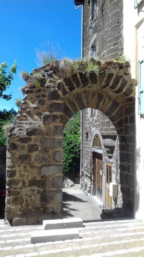 Apartament Le Petit St Clair Le Puy-en-Velay Zewnętrze zdjęcie