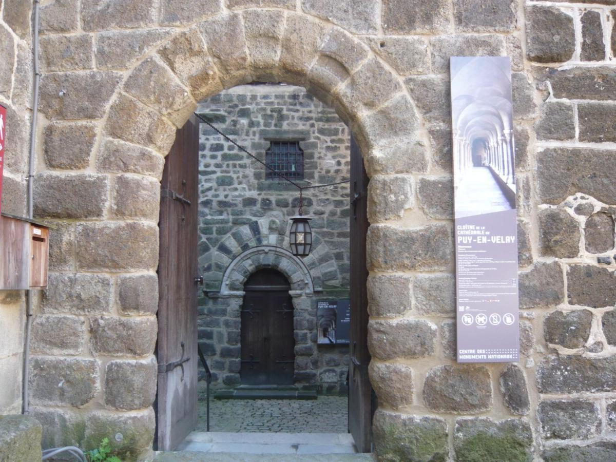 Apartament Le Petit St Clair Le Puy-en-Velay Zewnętrze zdjęcie
